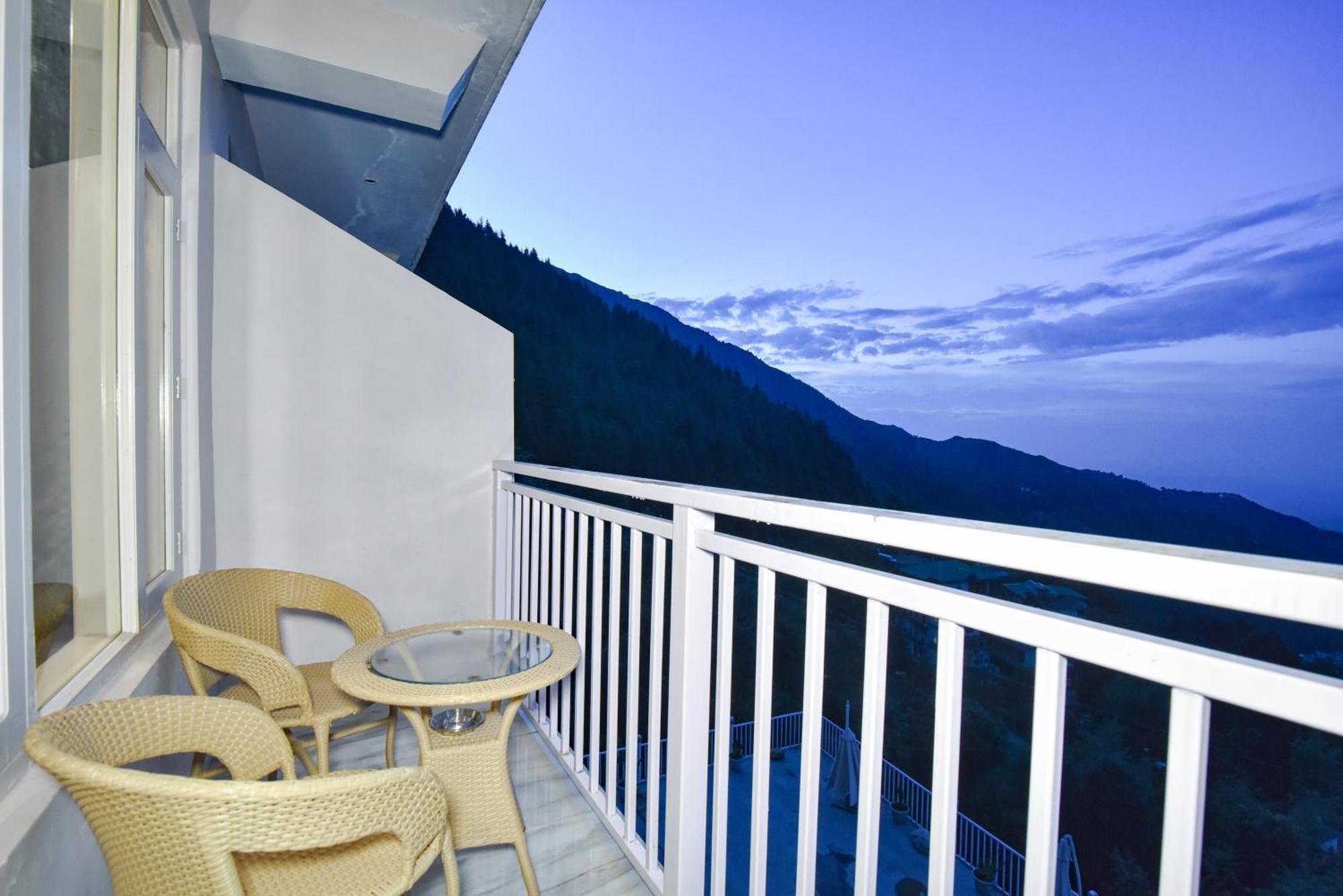 Homestay High Sky - Luxury In Dharamkot Dharamshala