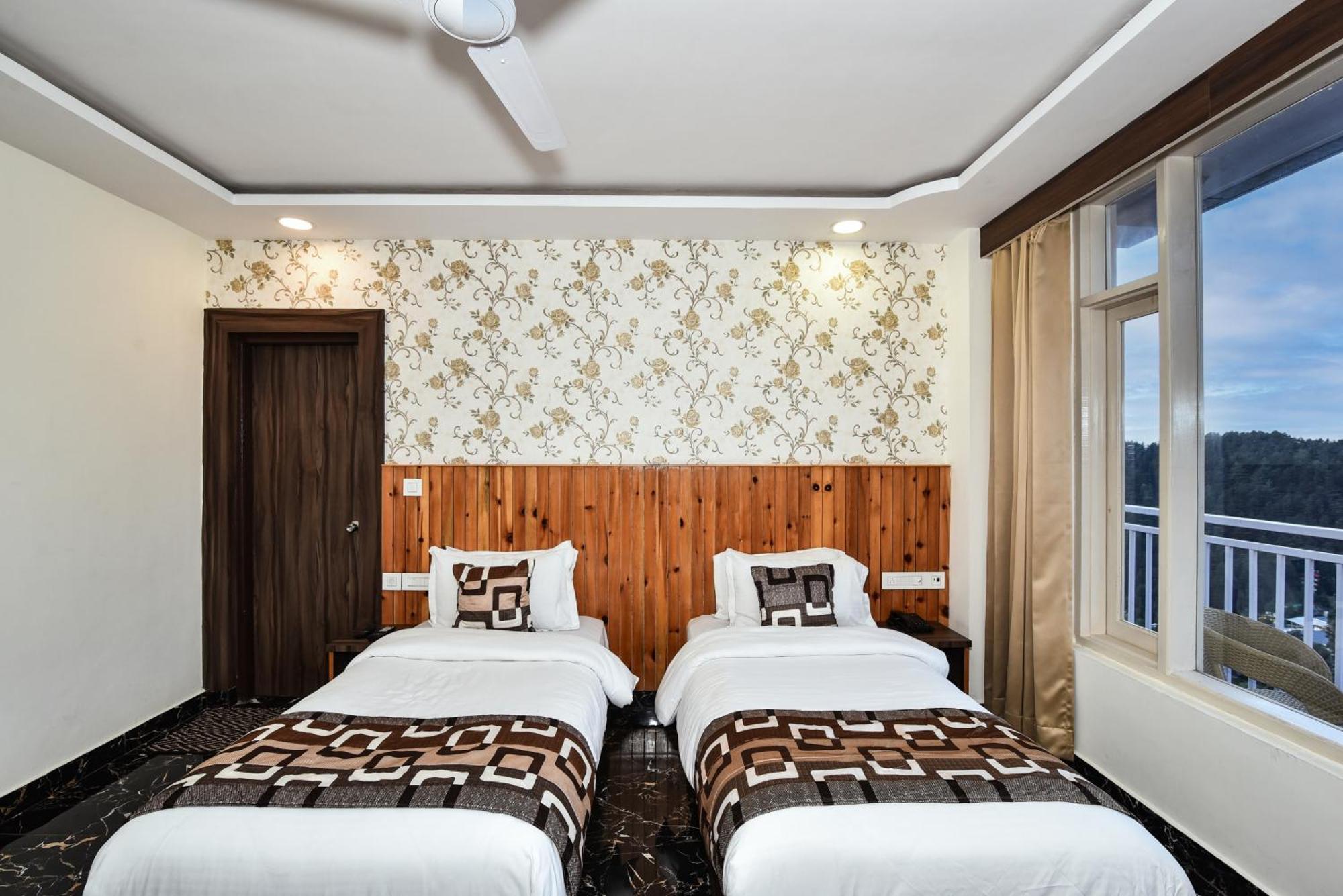 High Sky - Luxury In Dharamkot Homestay *